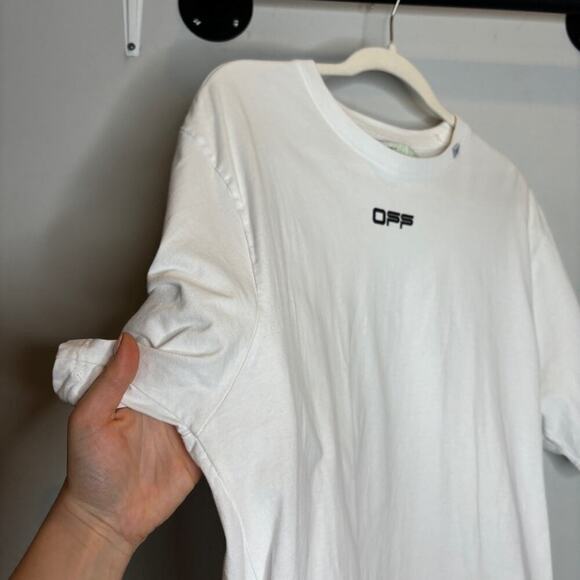 Off White Caravaggio Arrows Short Sleeve Over T-shirt - Picture 9 of 15